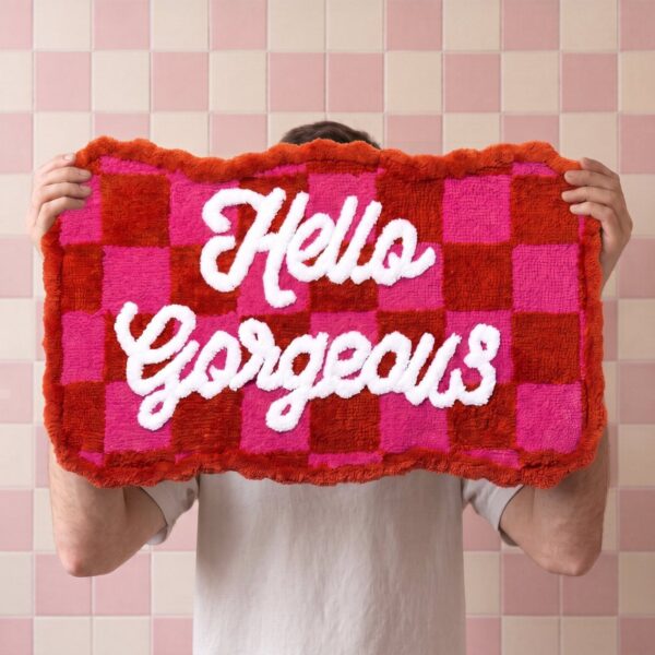 Badmat Hello Gorgeous roze/rood 80 x 50 cm