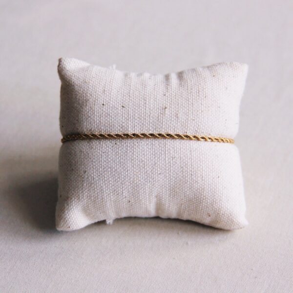 Twisted armband klein in goud