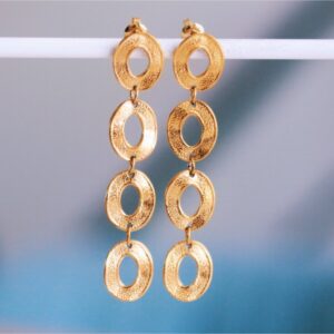 Lange ovale Bold statement-oorbel