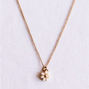 Fijne ketting met madeliefje bloem – creme
