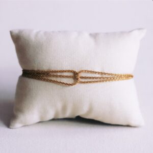 Drievoudig gedraaide armband