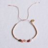 Miyuki armband met 5 mini madeliefjes in mix nude