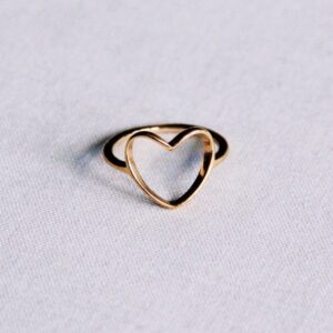 Ring met open hart – goud