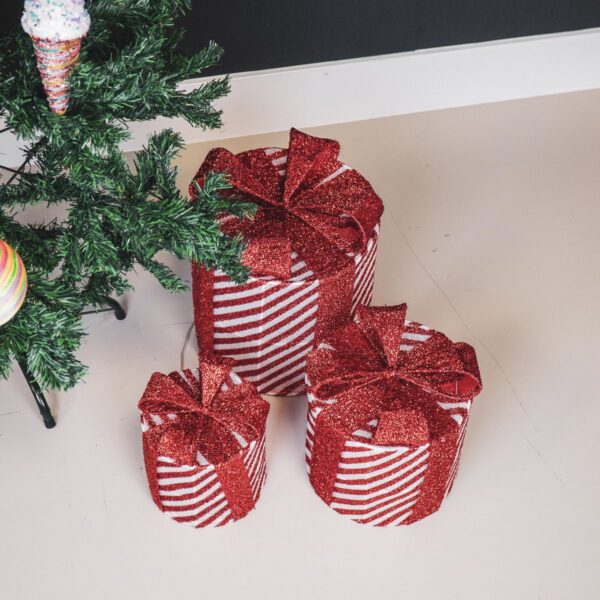 Led kerstcadeau rood wit – sfeerfoto