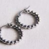 Creolen 20 mm met balletjes in zilver