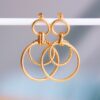Statement oorbel gedraaide ringen bold