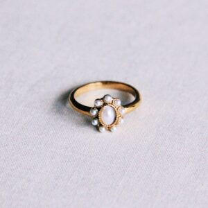 Vintage ring met parelstenen – goud