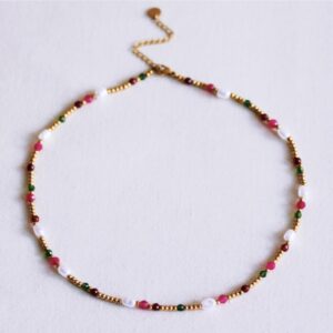 Kralenketting met parels en facetten – groen/fuchsia/rood